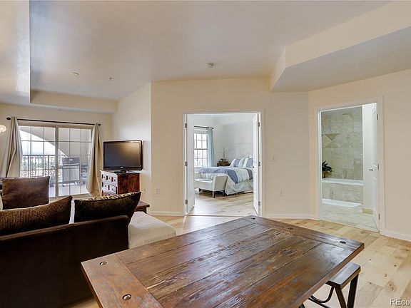 3rd image of 975 N Lincoln St APT 6K