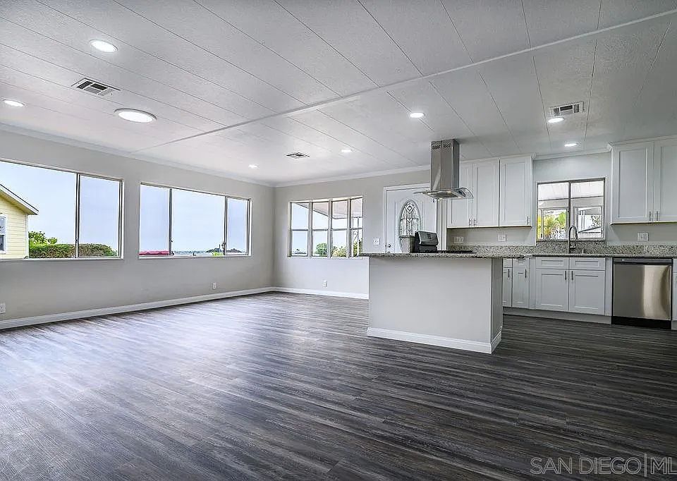 1st image of 3340 Del Sol Blvd Spc 12