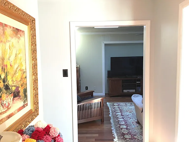 9100 Derbyshire Rd — Photo 22