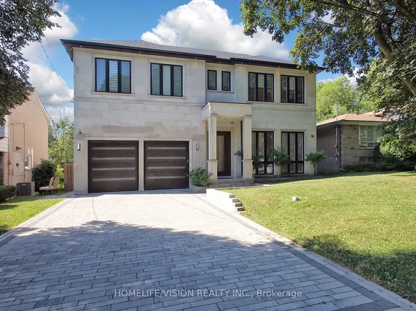 35 Longwood Dr SW, Toronto, ON M3B 1T9
