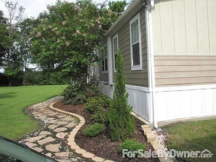 Front walk from driveway