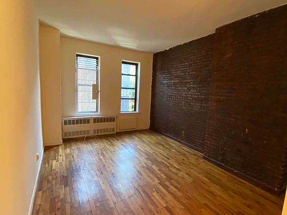 3rd image of 473 Columbus Ave #4L