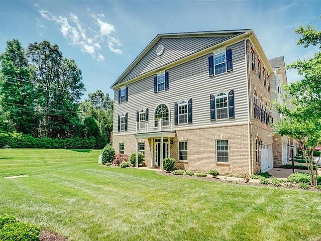 1st image of 210 Siena Ln