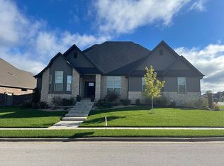 1382 N Rockingham Ave, Nixa, MO 65714