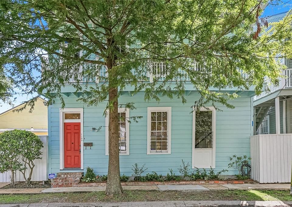 1st image of 1109 Austerlitz St #0