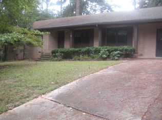 131 Valcour Rd, Columbia, SC 29212