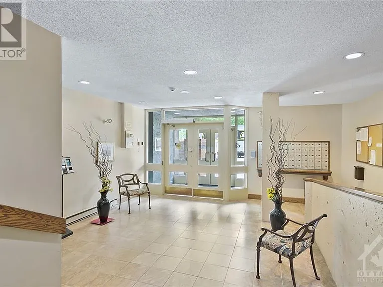 1177 Belanger Ave — Photo 5