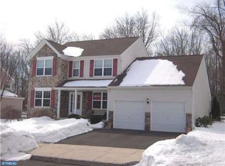 220 Pennland Farm Dr, Perkasie, PA 18944