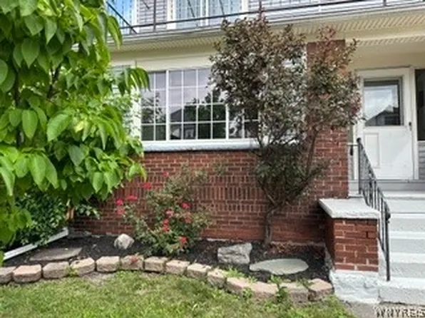 292 Hartwell Rd, Buffalo, NY 14216