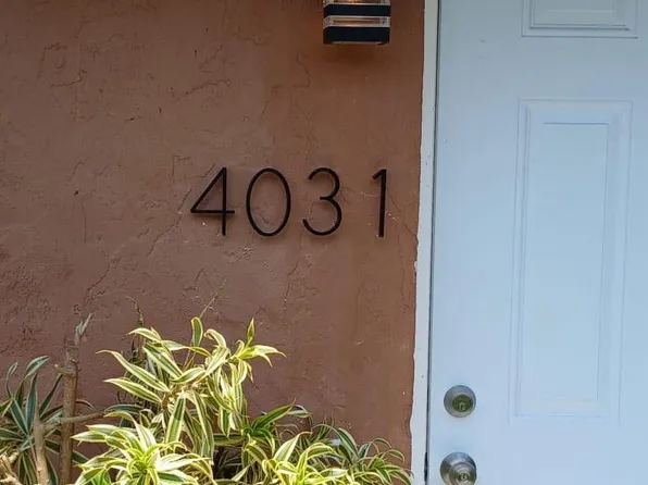 4031 3rd Rd S, West Palm Beach, FL 33406