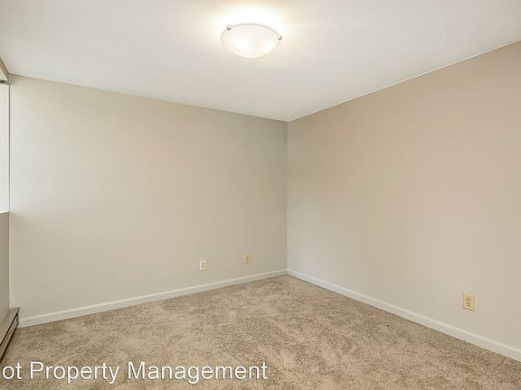 4th image of 3628 24th Pl W #C1