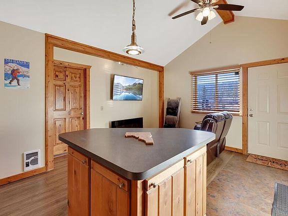 5th image of 43143 Riverview Dr