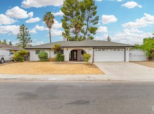 2504 Sutton Pl, Bakersfield, CA 93309