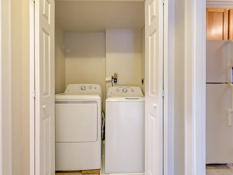 6616 San Bonita Ave #2W — Photo 11