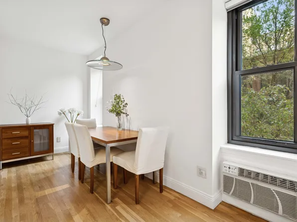 250 West 103rd Street image 6 of 12