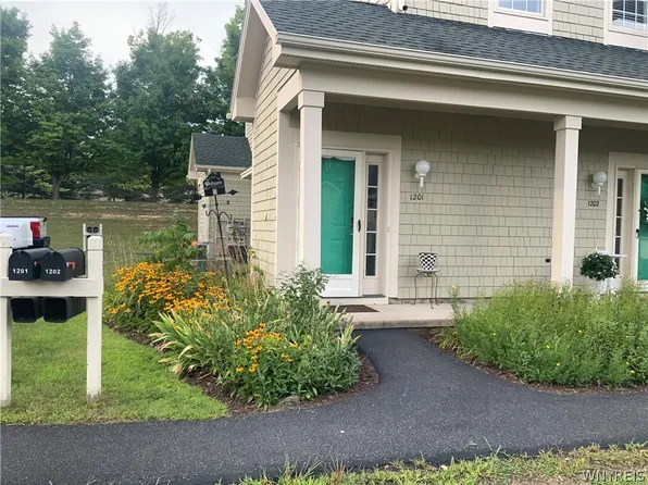 1201 Greymoor Way, Baldwinsville, NY 13027