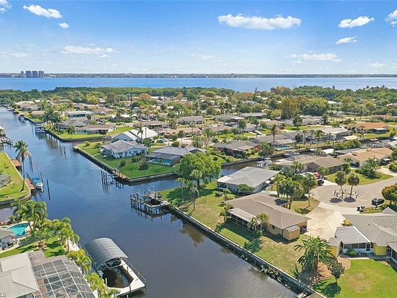 4th image of 4353 S Canal Cir