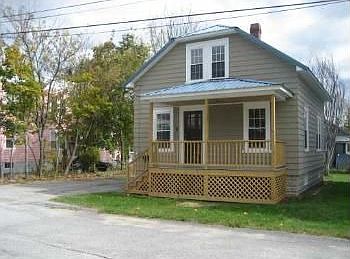 2nd image of 4 Stewart St