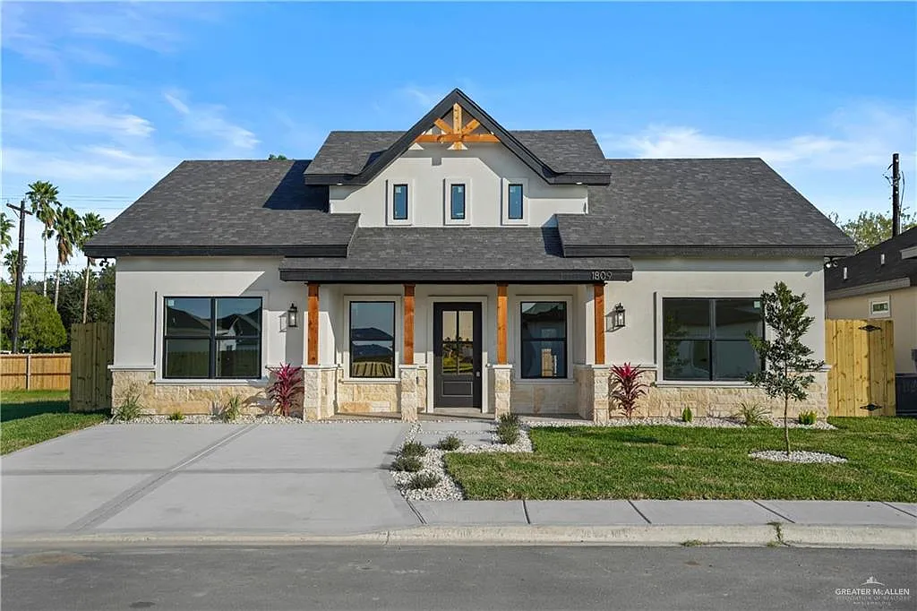 Building Photo - 1809 N Mangrove St