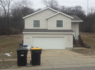 2833 Knollwood Dr SE, Rochester, MN 55904