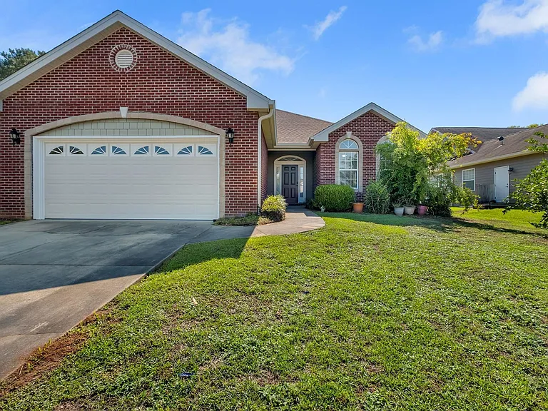 7056 Sawley Ln — Photo 1