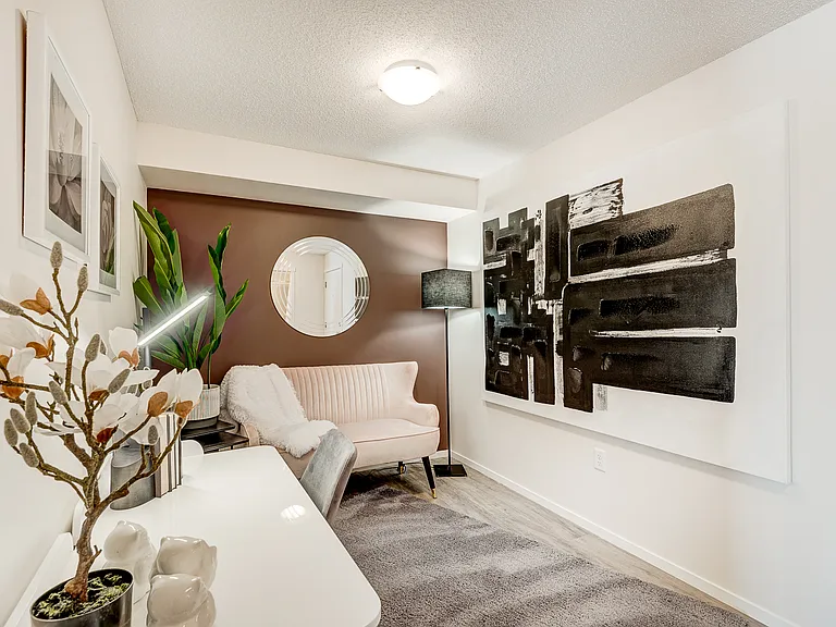 905 Evanston Dr NW — Photo 66