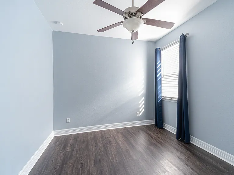 3208 Honey Peach Way — Photo 12