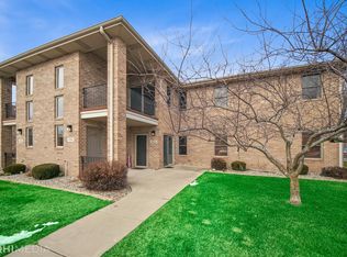 986 Birch Dr, Crown Point, IN 46307