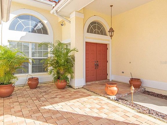2nd image of 30341 Fairway Dr