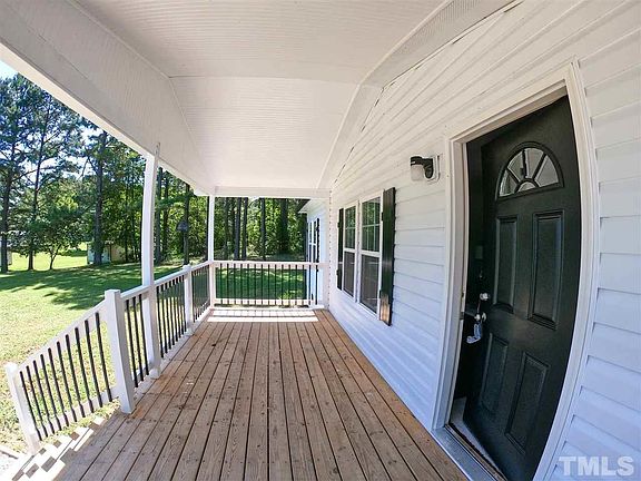 5th image of 4135 Doe Ct