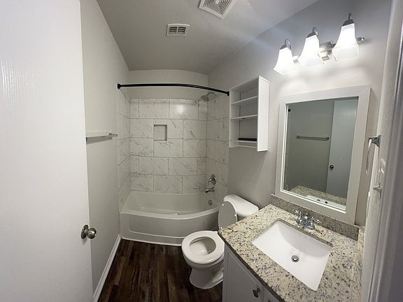 5th image of 8940 Sun Haven Way