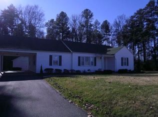 1072 Wagstaff Ln, Scottsburg, VA 24589