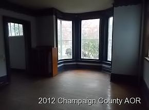2nd image of 325 E Washington St #1