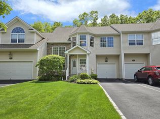 91 Tiffany Ct S, Nesconset, NY 11767