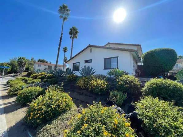 1042 N Citrus Ave, Vista, CA 92084