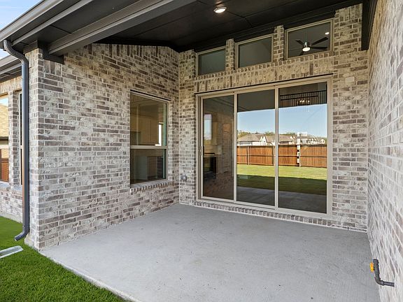 7th image of this home