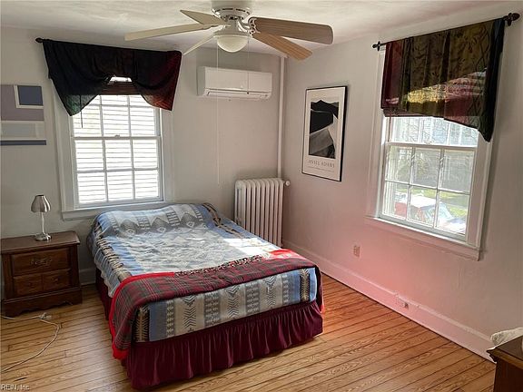 3rd image of 206 Hurley Ave