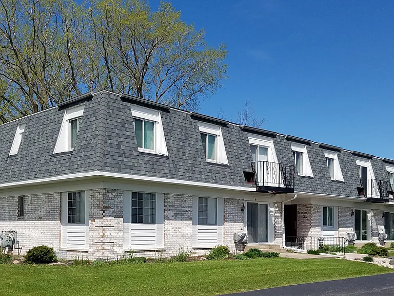 262 W Centralia St #9 — Photo 11