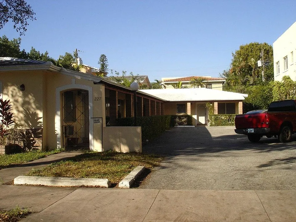 227 Calabria Ave #7