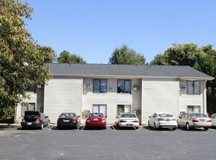 220 Walnut Hill Dr APT B11, Easley, SC 29642