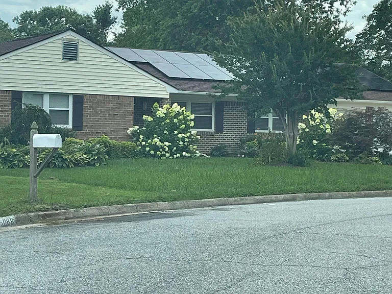 5084 Andover Rd — Photo 1