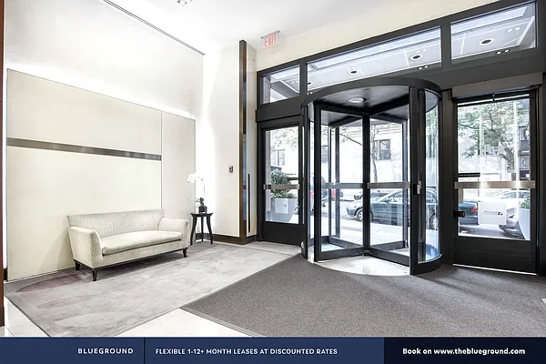 Rented by The Blueground | media 54