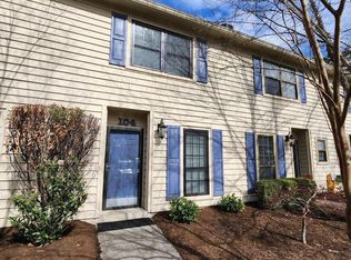104 Ladbrook Ln, Knoxville, TN 37922