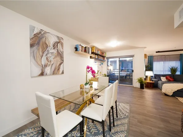 8744 Burnet Ave Unit 7, North Hills, CA 91343