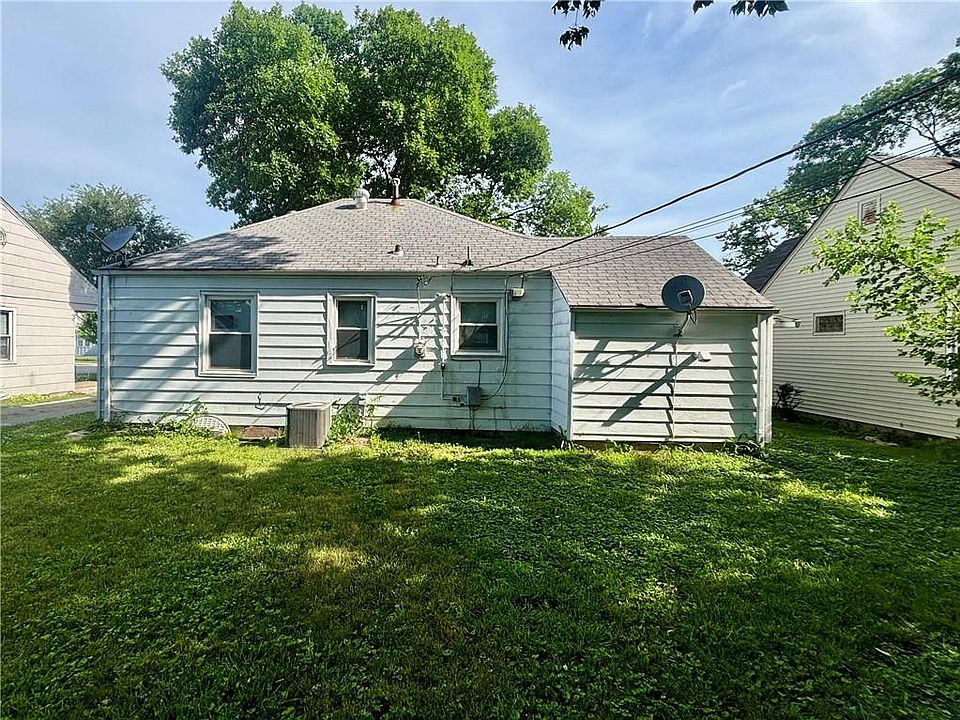 2nd image of 1417 E 23rd Ave