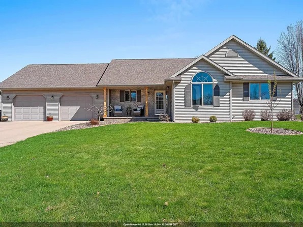 2776 Steamboat Springs Run, Green Bay, WI 54313