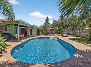 401 NE Oleander Ave, Port Saint Lucie, FL 34952