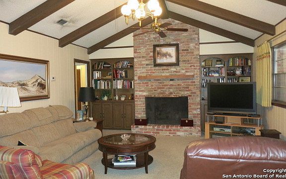 4th image of 8617 Windway Dr