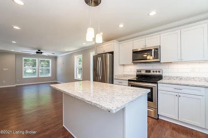 11502 Bellewood Garden Ct — Photo 6
