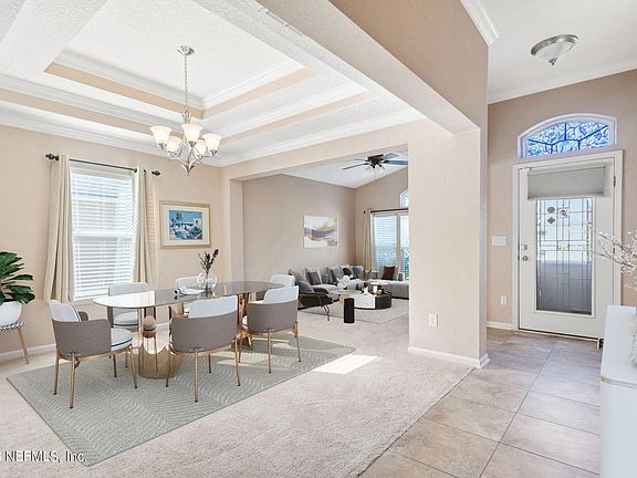 3rd image of 156 TIMBERWOOD Drive